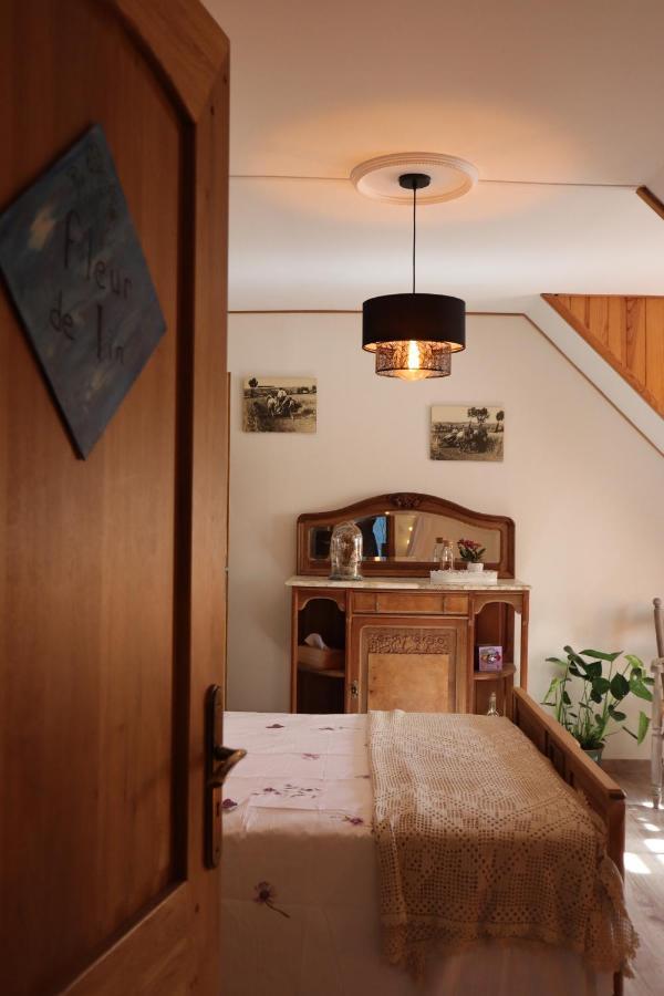 Kleene Geluk - Chambres Et Table D'Hotes Saint-Jans-Cappel Esterno foto